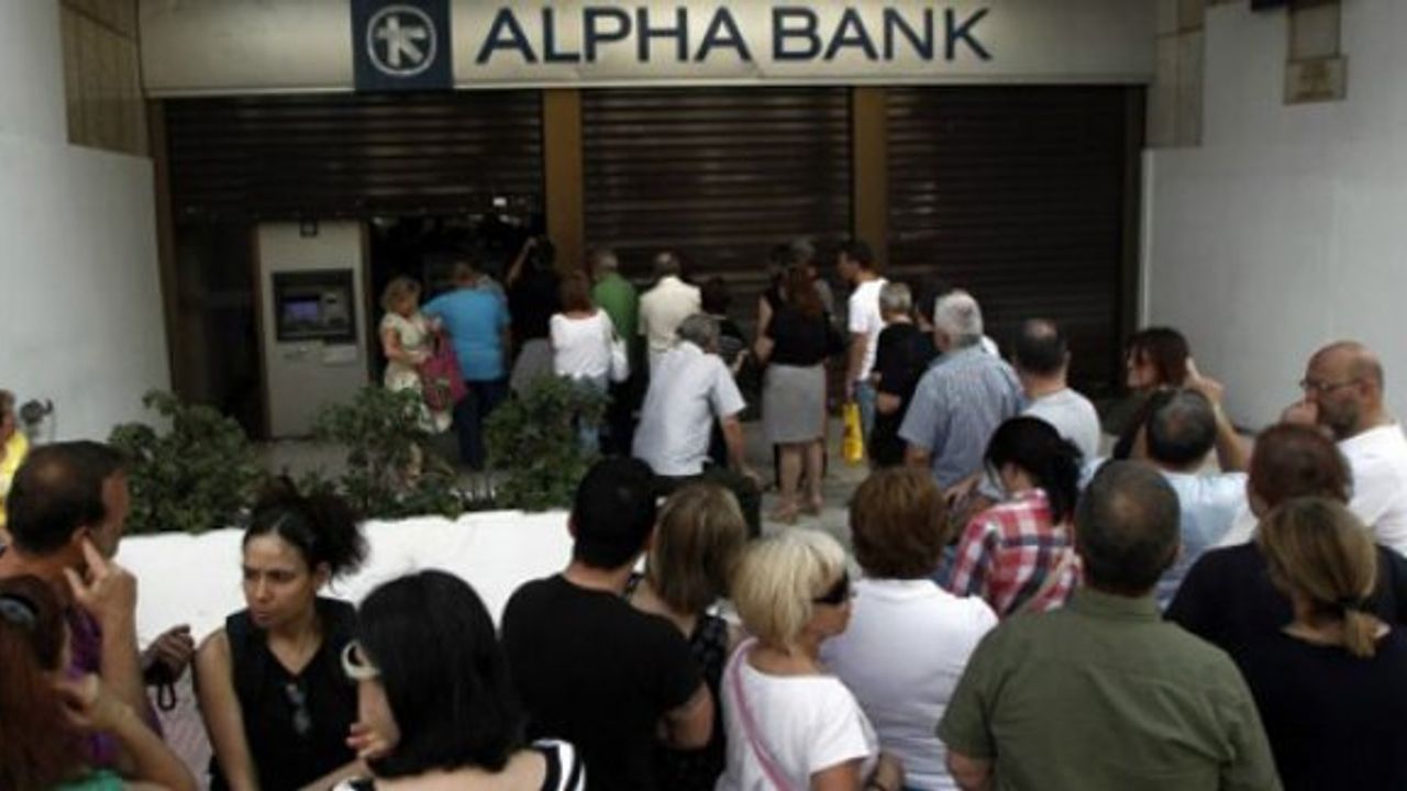 Yunanistan'da bankalar hafta boyunca kapalı olacak