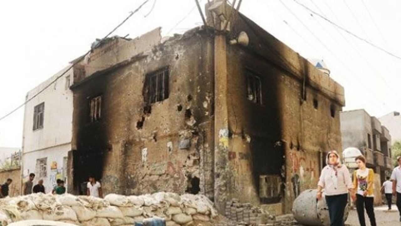 Cizre'de '3 mahallede 1 Kasım'da sandık kurulmasın' kararı tek imzayla verilmiş