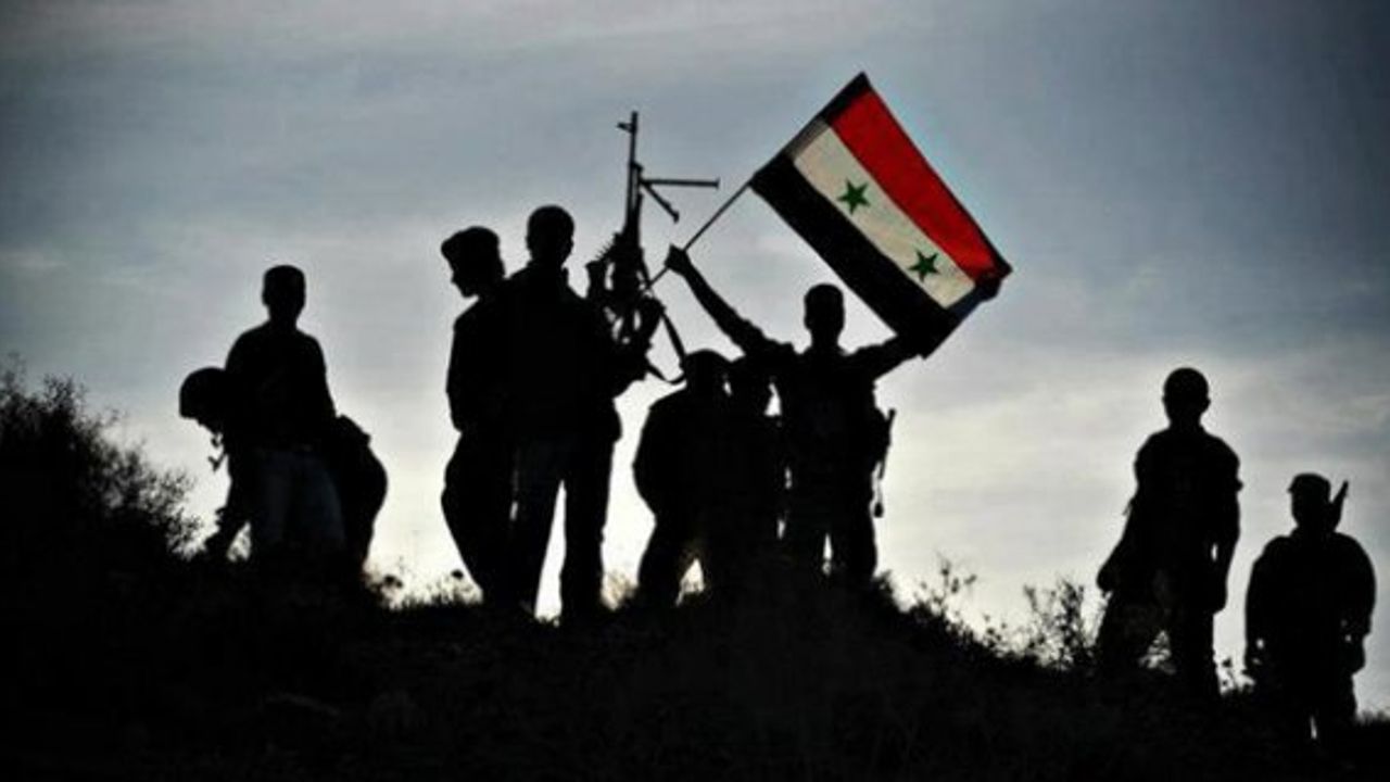 El Nusra esir aldığı 50 Suriye askerini kurşuna dizdi