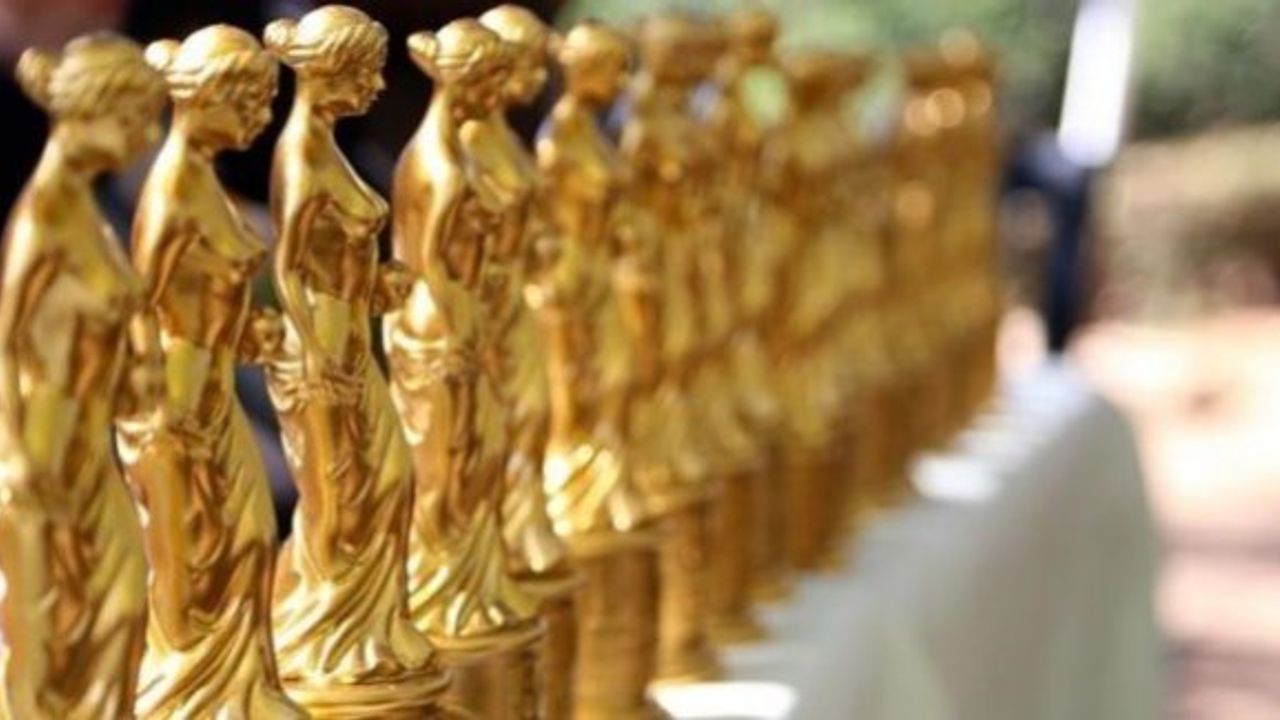150 sinemacıdan Altın Portakal'a tepki