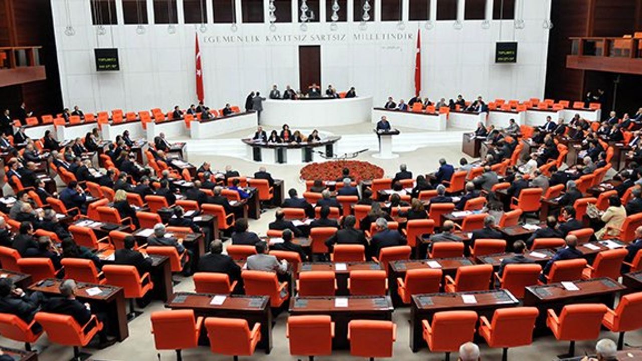 HDP, 'IŞİD'in katliamları araştırılsın' dedi; öneri Meclis'te reddedildi