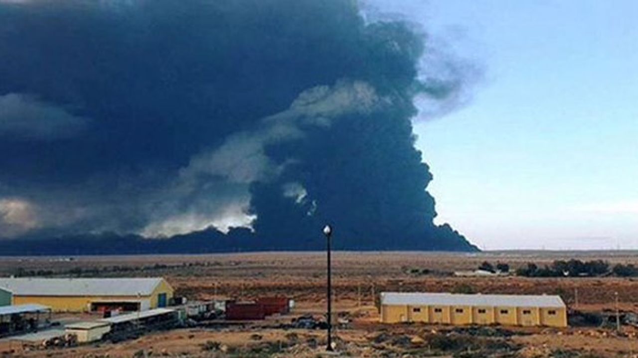 IŞİD Libya'da petrol tanklarını yaktı