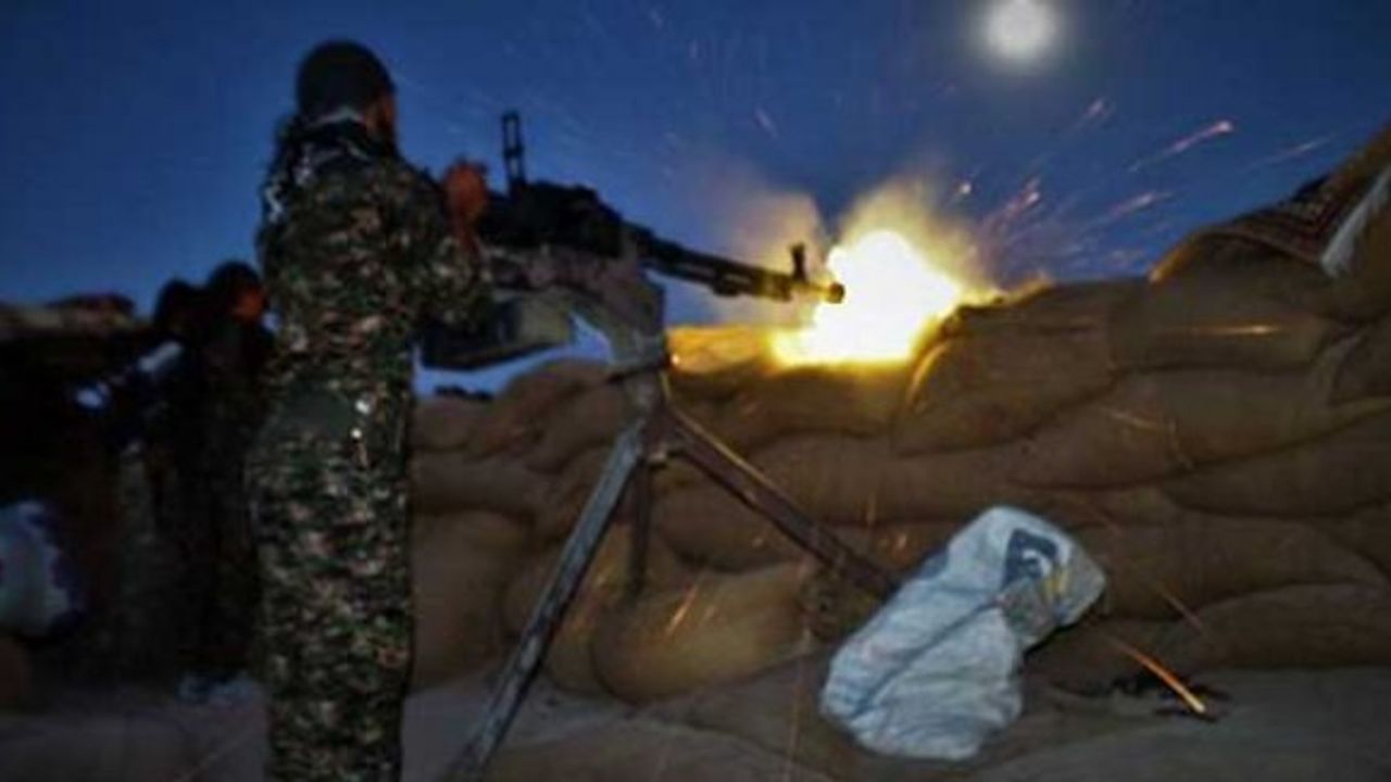 YPG: Şeyh Maksut'a saldırılar sürüyor; IŞİD ve Türkiye de Kobani'ye saldırıyor