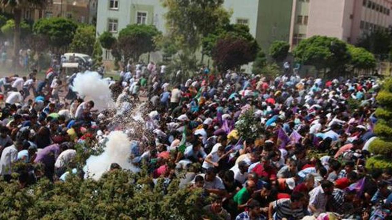 Yüksekdağ'ın katıldığı halk buluşmasına polis saldırısı