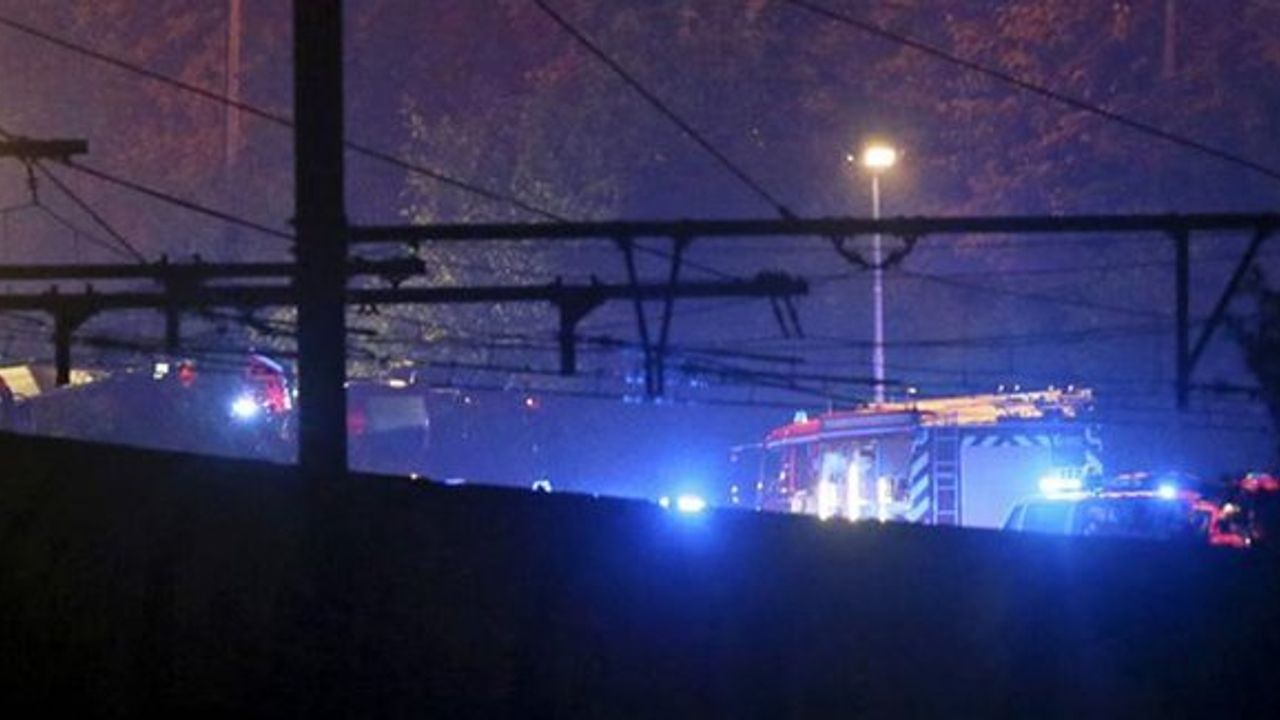 Belçika'da tren kazası: 3 kişi hayatını kaybetti