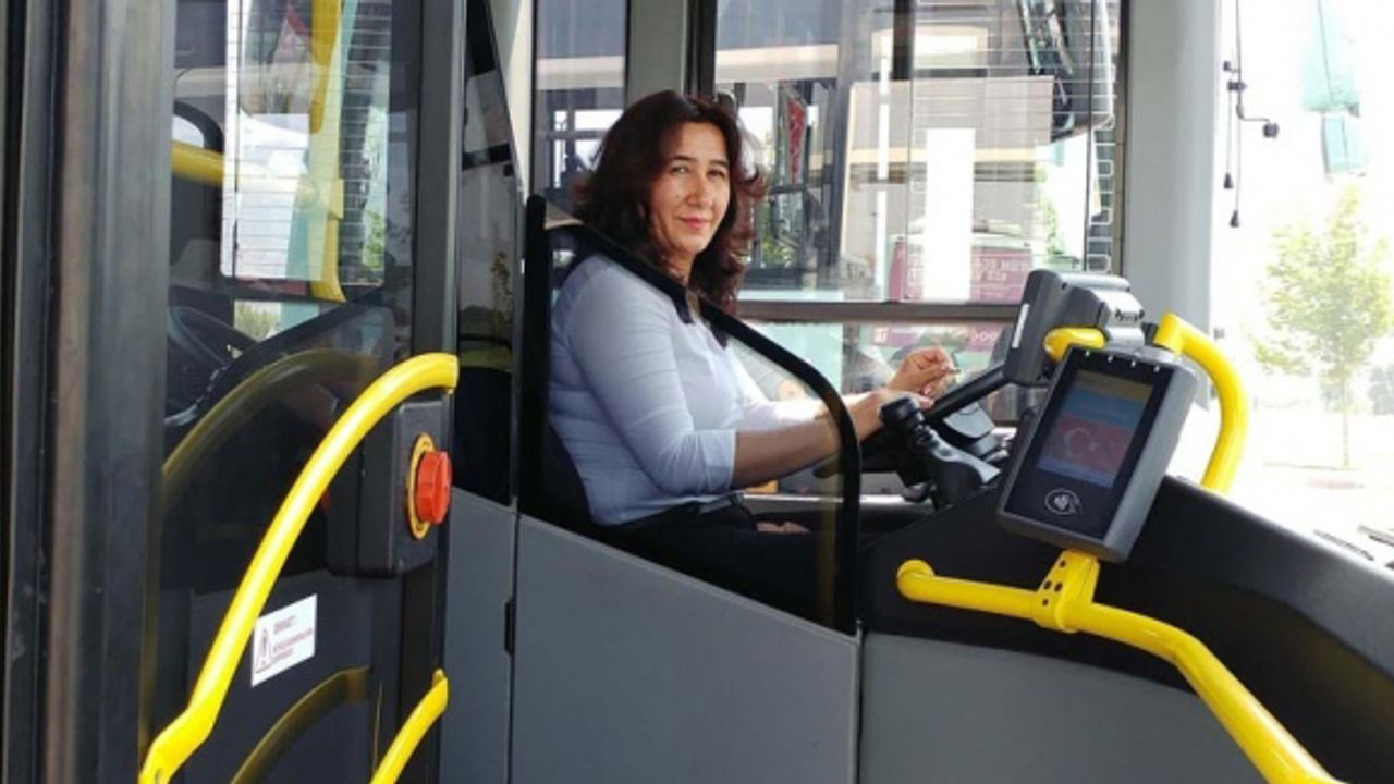 Manisa'nın tek kadın otobüs şoföründen kadınlara çağrı