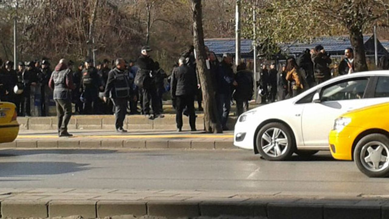 Ankara'da kadın eylemine polis saldırısı