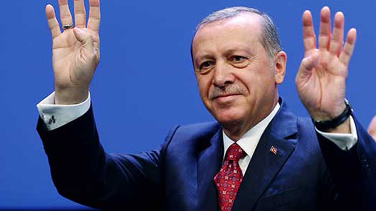 Erdoğan: 'Hayır' diyenlerin konumu aslında 15 Temmuz'un yanında yer almaktır
