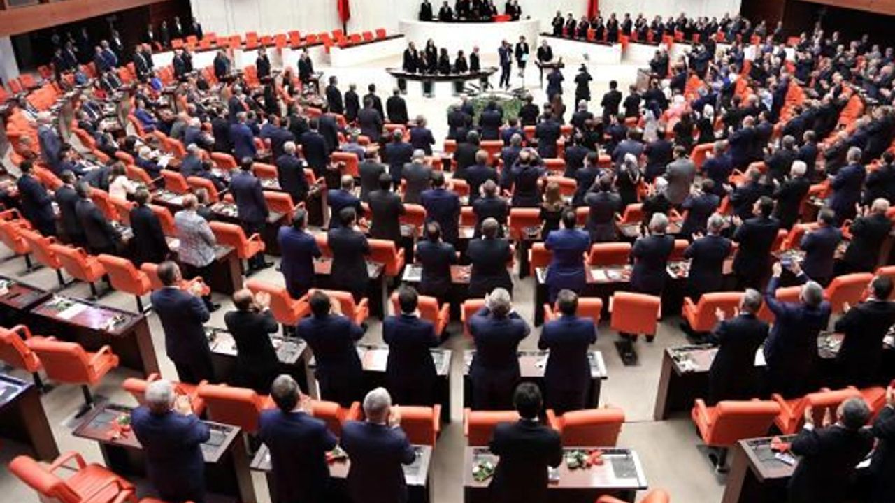 'FETÖ' iddianamesinde 37 AKP'li vekilin adı geçiyor