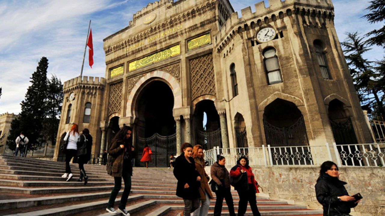 İstanbul müftülüğünden üniversitelere: Özel umre turları tanıtılsın