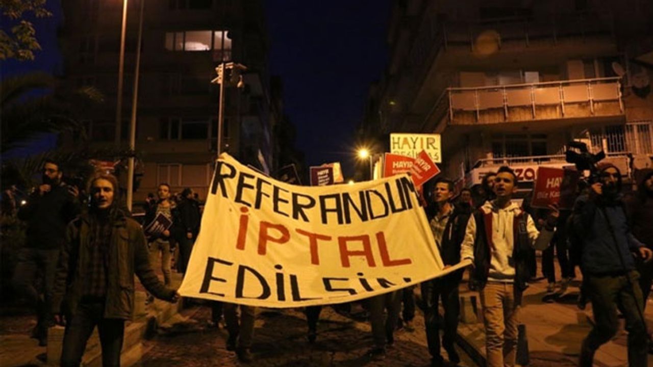 İstanbul'da referandum protestoları 6'ıncı gününde