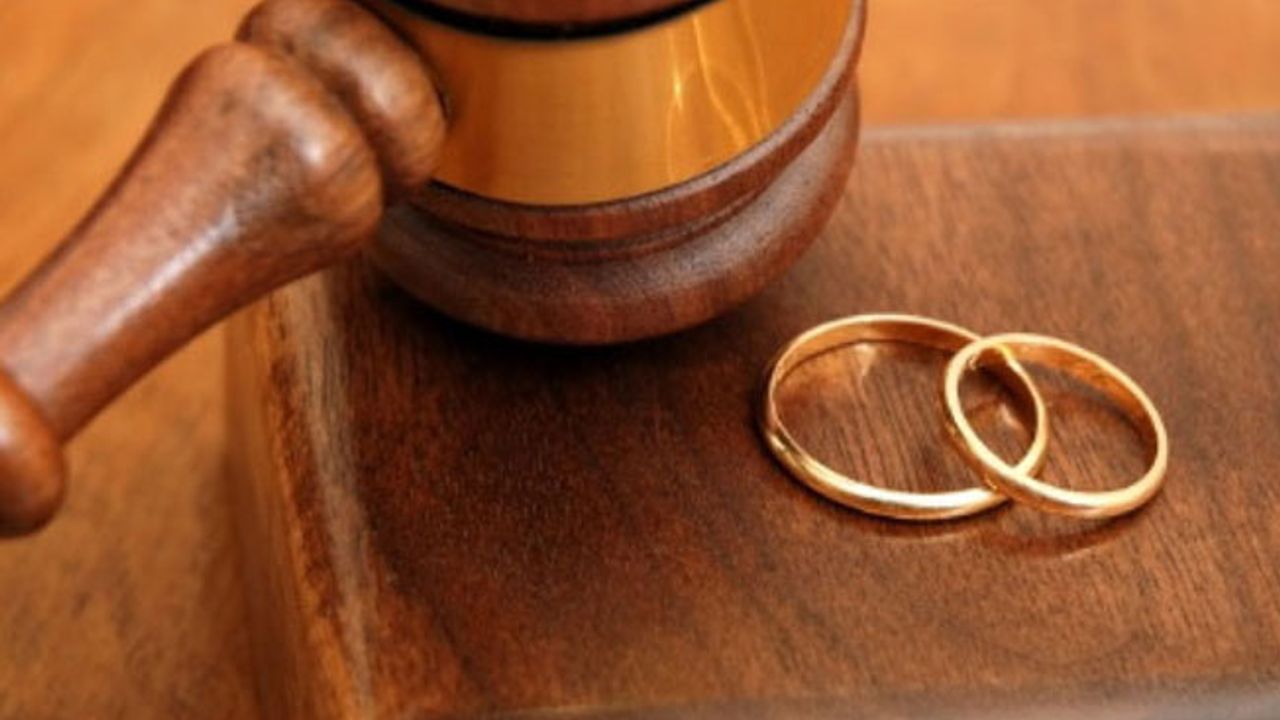 Tuvaleti olan kocasını eve almaması boşanma davasında kusur sayıldı