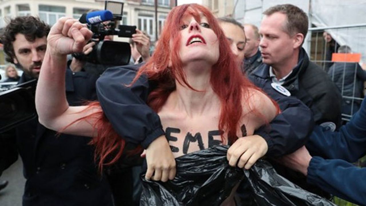 Fransa'da seçim: Femen'den Le Pen protestosu