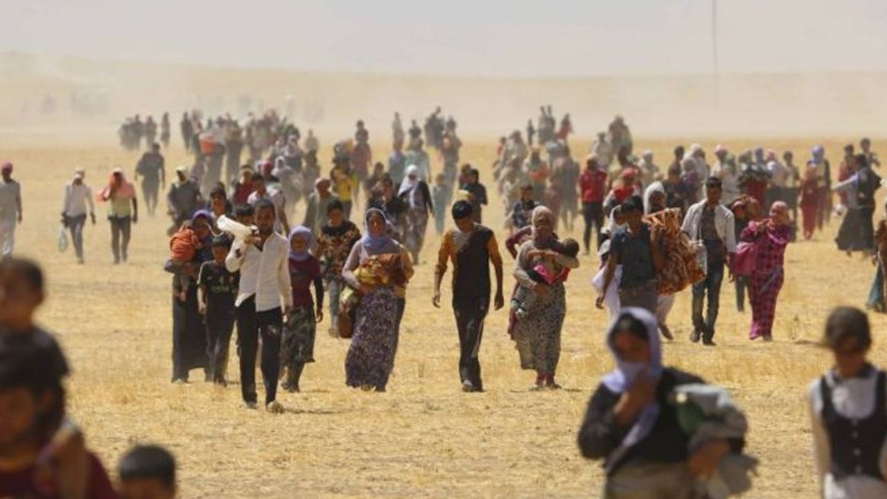 Şengal'de IŞİD'in katlettiği Ezidilere ait 5 toplu mezar bulundu