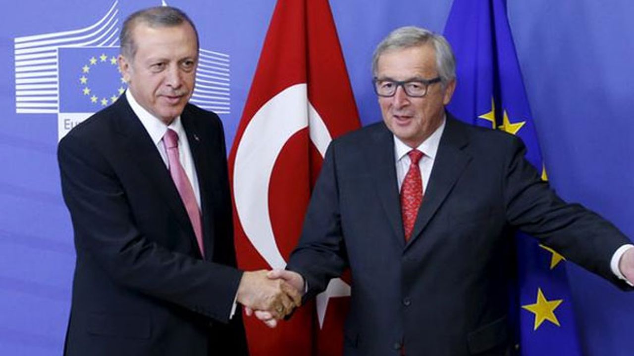AB Komisyon Başkanı Juncker: Erdoğan'ın önünde diz çökmeyiz