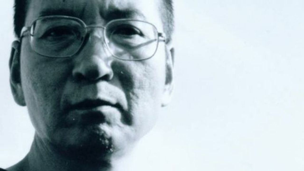 Nobel ödüllü Çinli muhalif Liu Xiaobo hayatını kaybetti