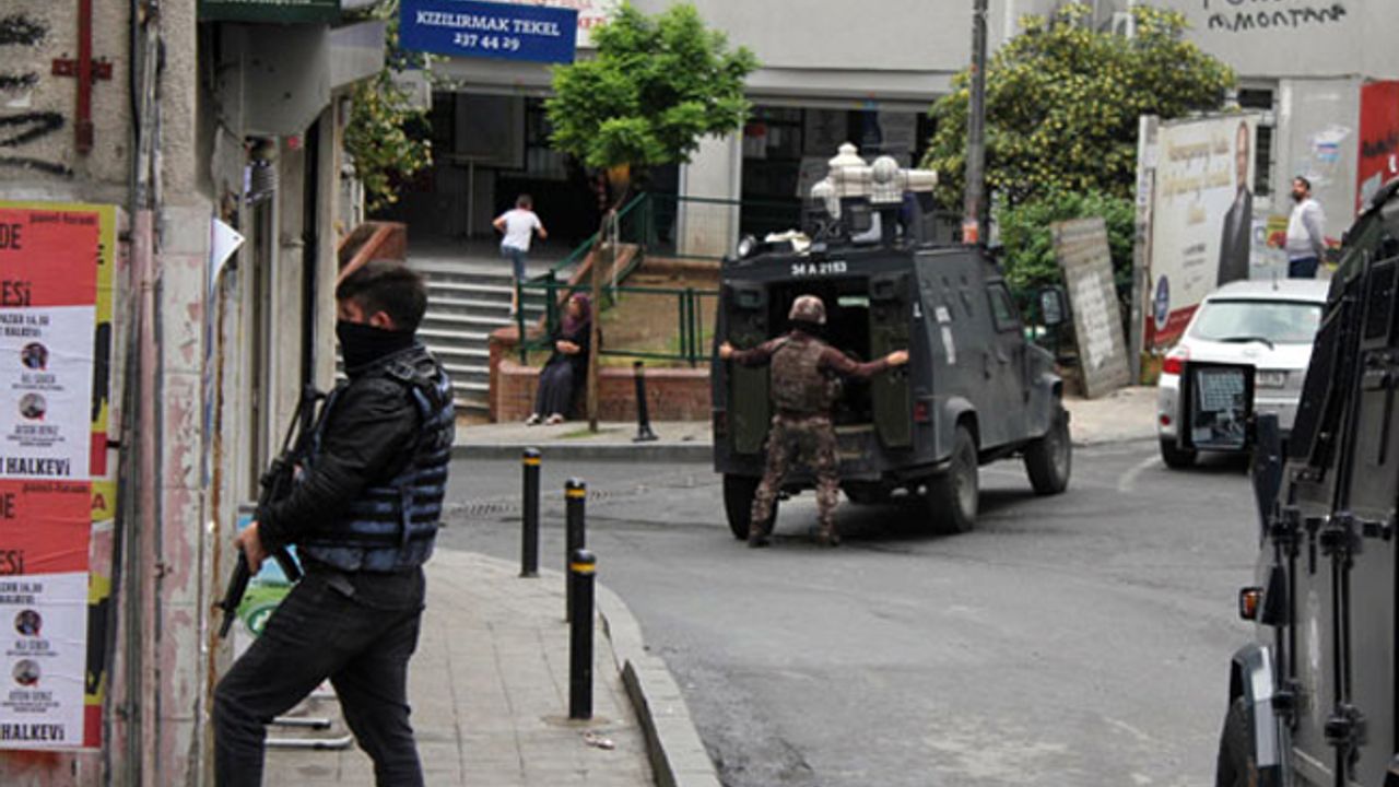 Okmeydanı'nda polis baskını: 11 gözaltı