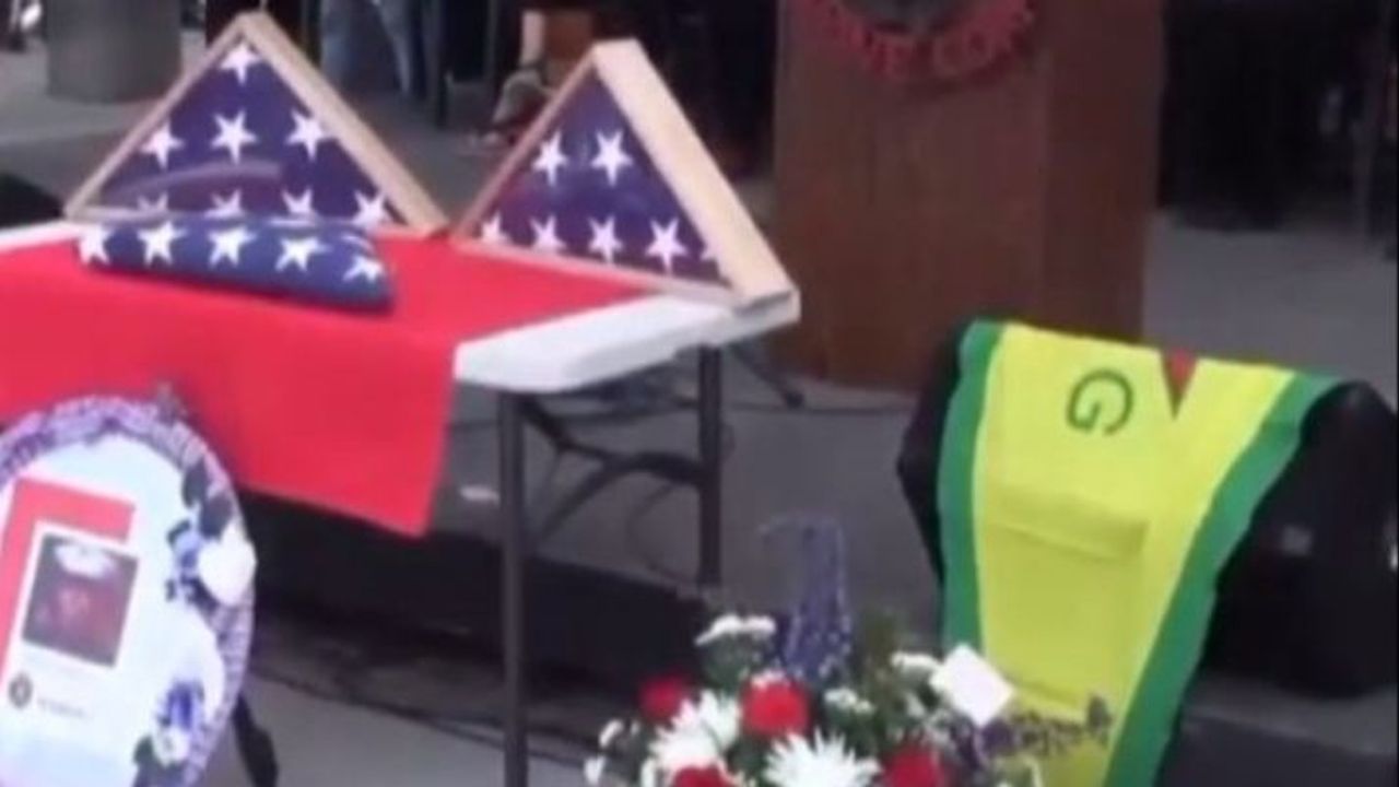 ABD'de YPG flamalı cenaze töreni