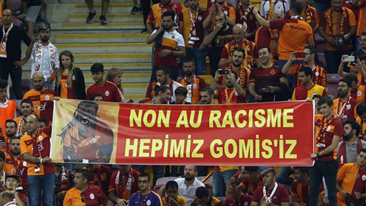 Galatasaray taraftarları: Hepimiz Gomisiz!