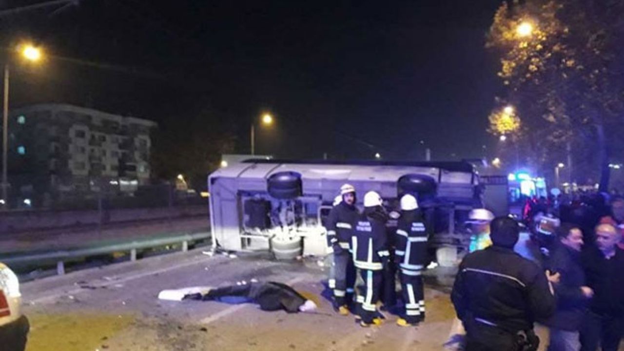 Bursa'da işçi servisi kaza yaptı: 4 işçi öldü, 11 yaralı