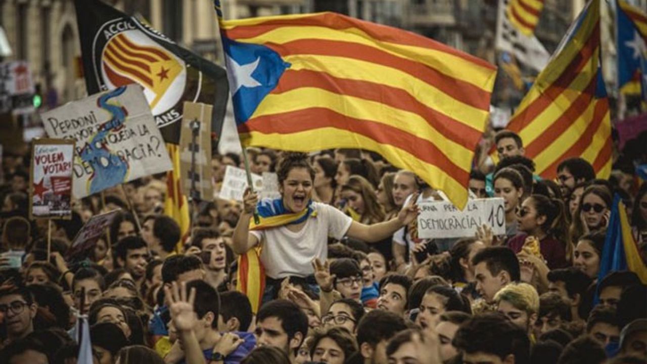 Katalonya bölgesel seçimleri: Bağımsızlık yanlıları çoğunluğu sağladı