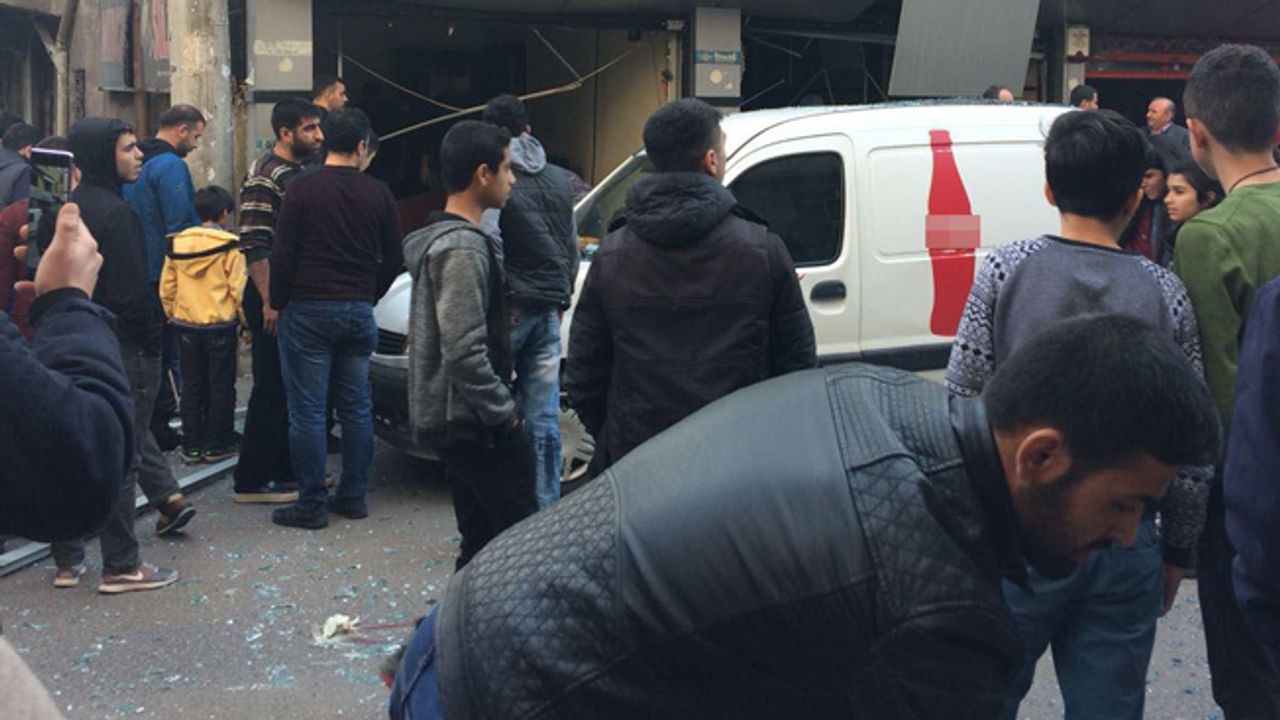 Diyarbakır'da silah satışı yapan iş yerinde patlama