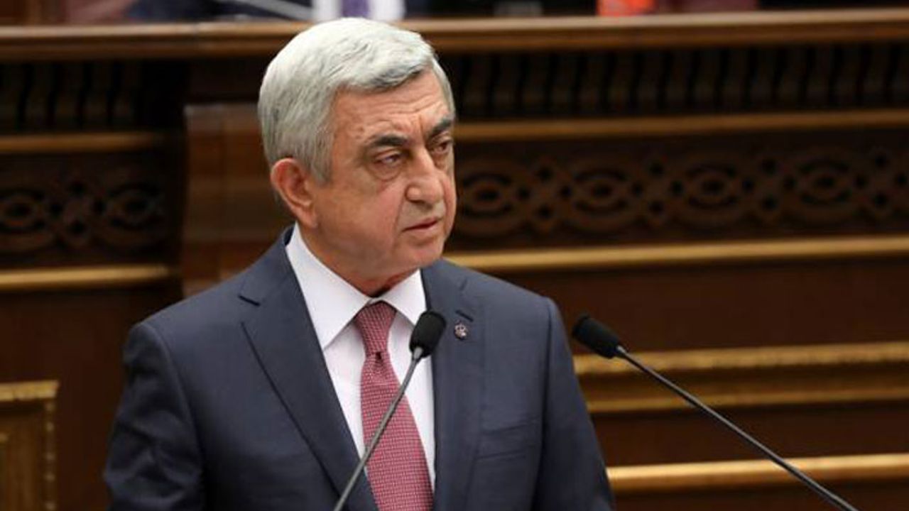 Eski Devlet Başkanı Sarkisyan, protestolara rağmen Ermenistan'ın yeni başbakanı oldu