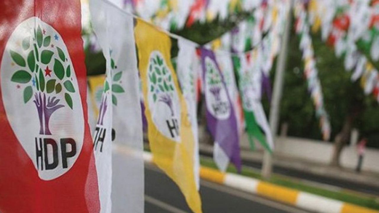 İzmir'de 4 HDP yöneticisi tutuklandı