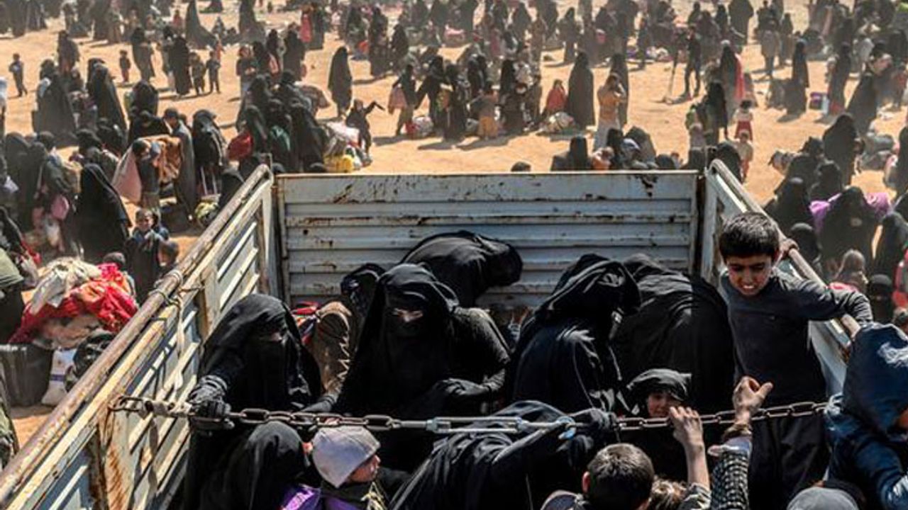 IŞİD'den kaçan 62 bin sivil mülteci kampına akın etti