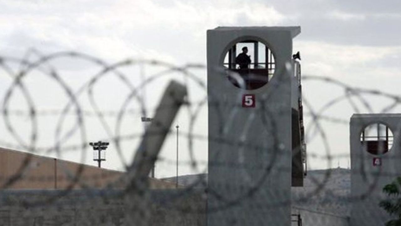 'Tutuklu sayısındaki öngörülemeyen artış' için 193 cezaevi yapılacak