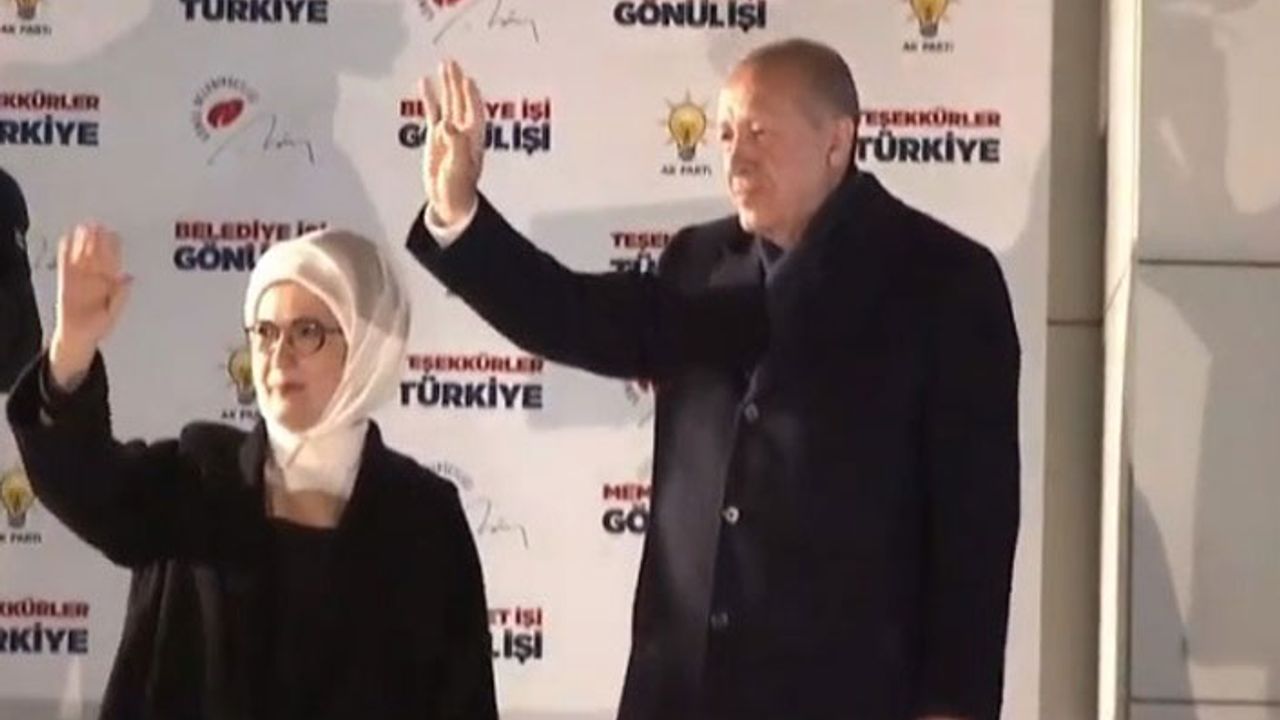 Erdoğan: Halkımız büyükşehirleri verse dahi ilçeleri AK Parti'ye verdi