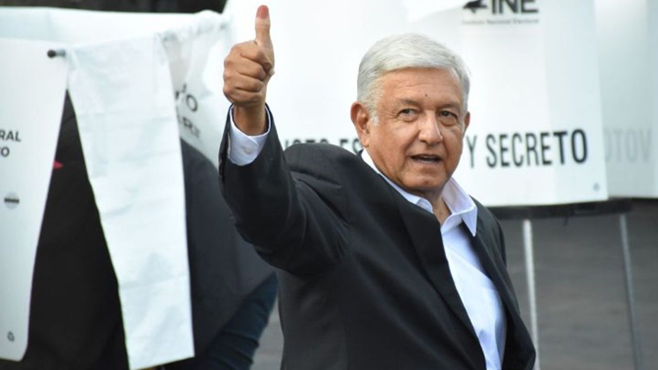 Meksika Devlet Başkanı makam araçlarını sattı: Gelir sosyal fonlara