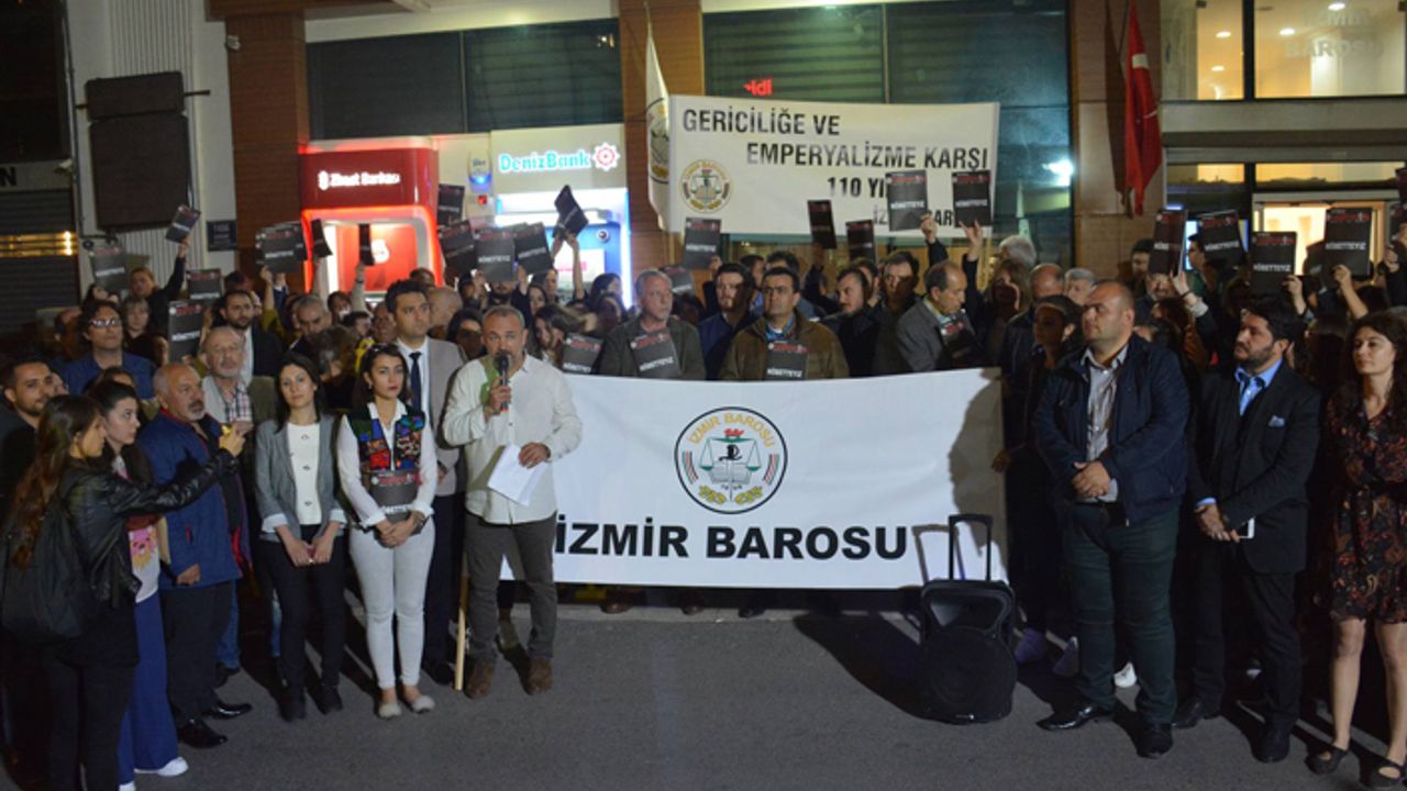 YSK'nın kararına karşı İzmir Barosu'ndan 'demokrasi nöbeti'