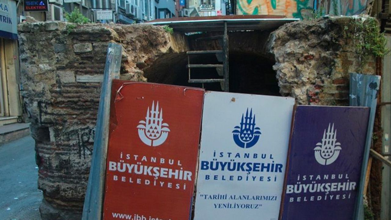 Mimar Sinan'ın 451 yıllık eserine restorasyon yıkımı