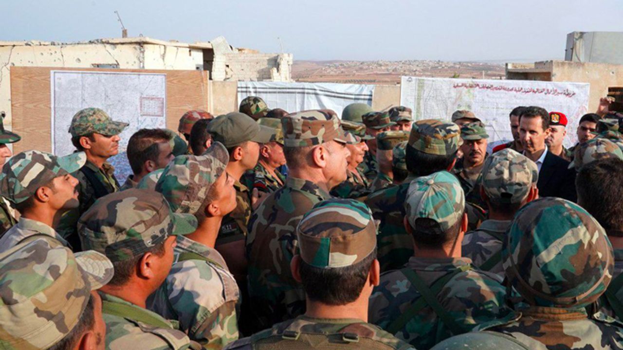 SANA duyurdu: Esad, İdlib'de askerleri ziyaret etti