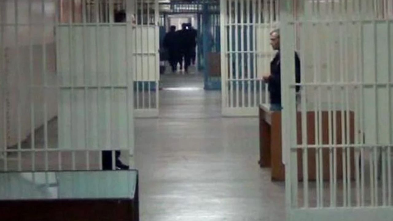 Cezaevlerinde bin 855 kişi işkence gördü