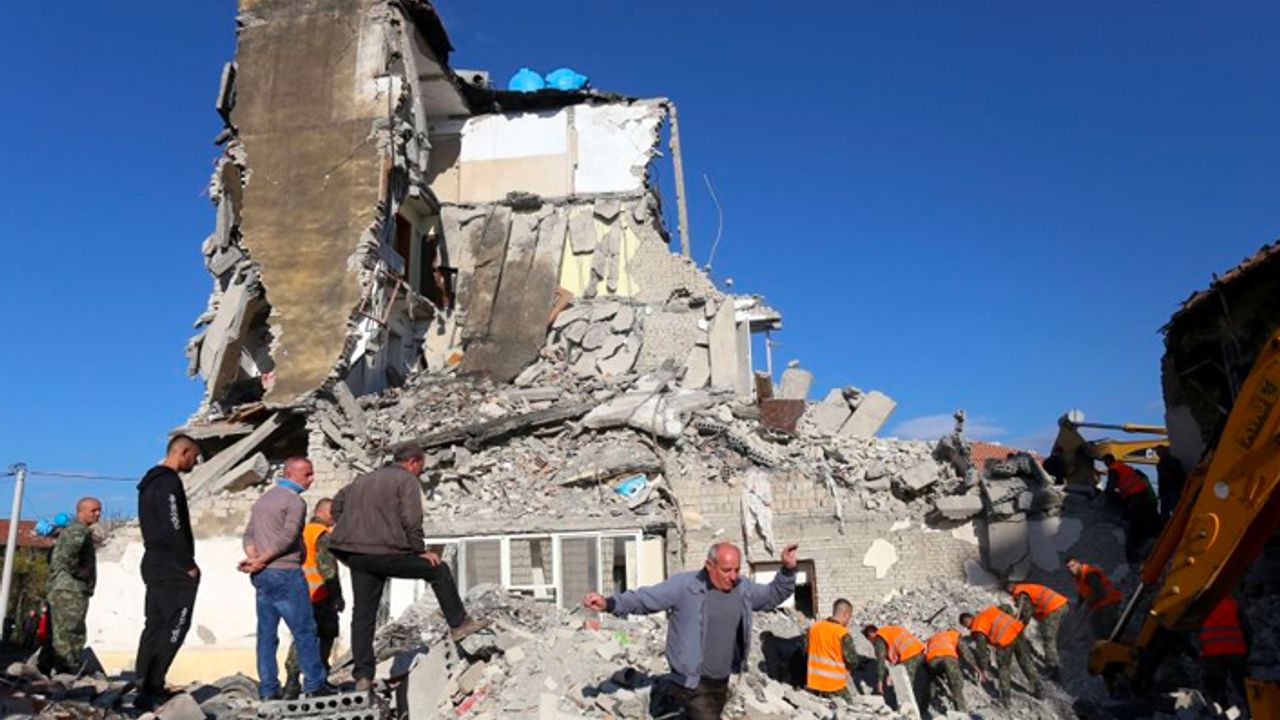 Arnavutluk'taki depremde ölenlerin sayısı 45'e yükseldi