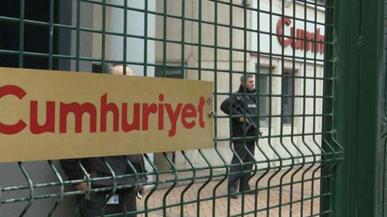 Cumhuriyet davası: Ahmet Şık’a suç vasfının değiştirilerek ceza verilmesi talebi