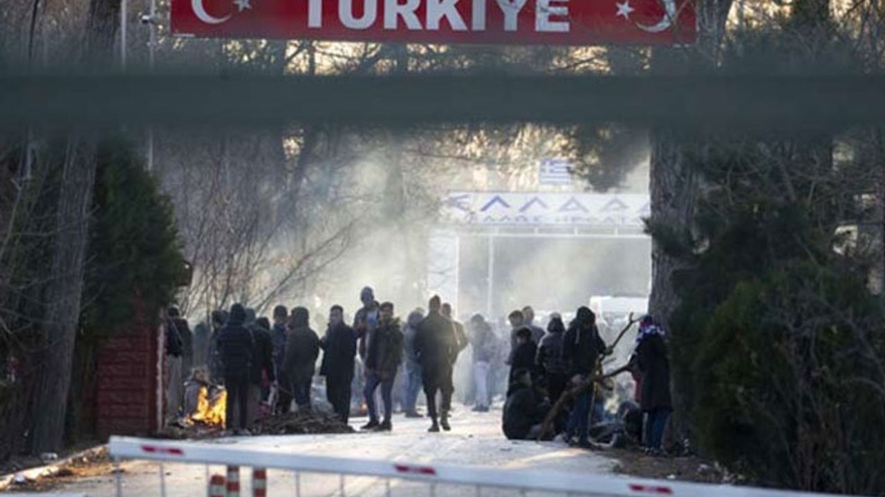 AB'den Türkiye'ye göçmenleri sınırdan uzaklaştırın çağrısı