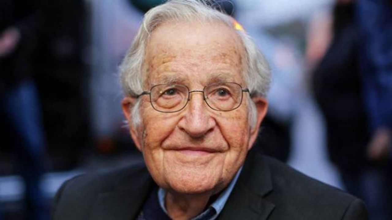 Noam Chomsky: Eylemler bana umut veriyor
