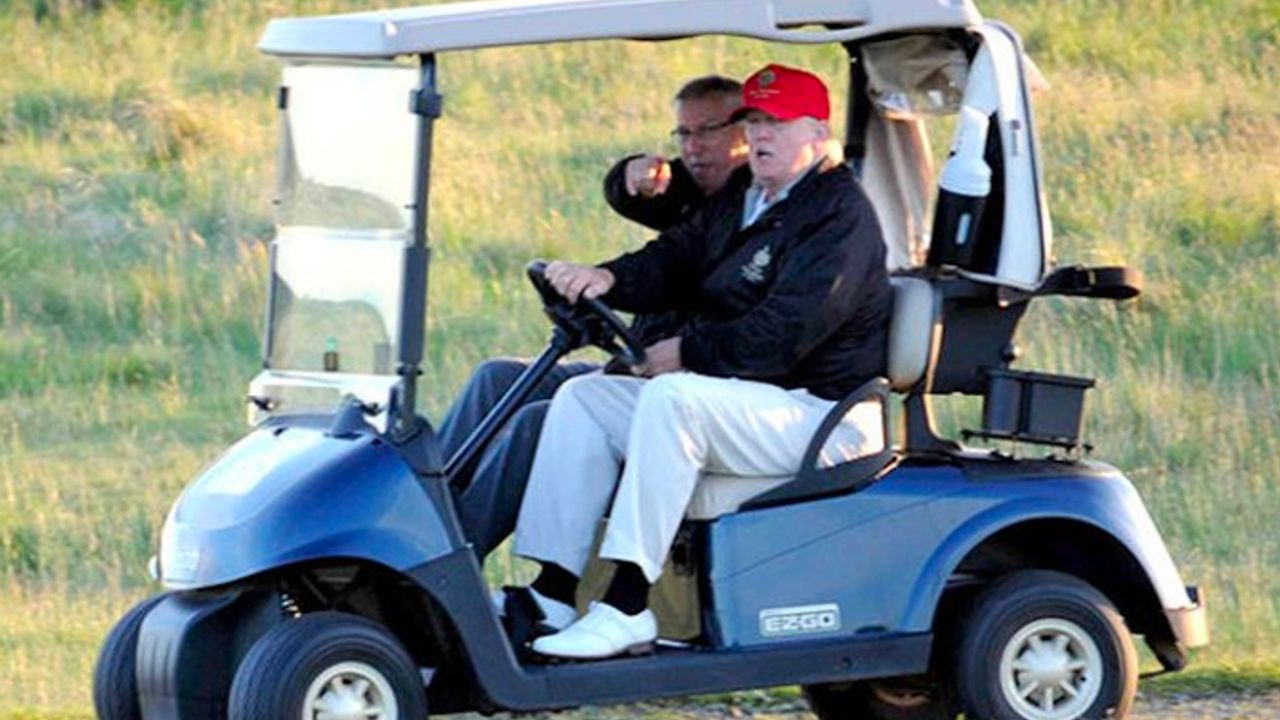 "100 bin Amerikalı öldü, Başkan golf oynuyor"