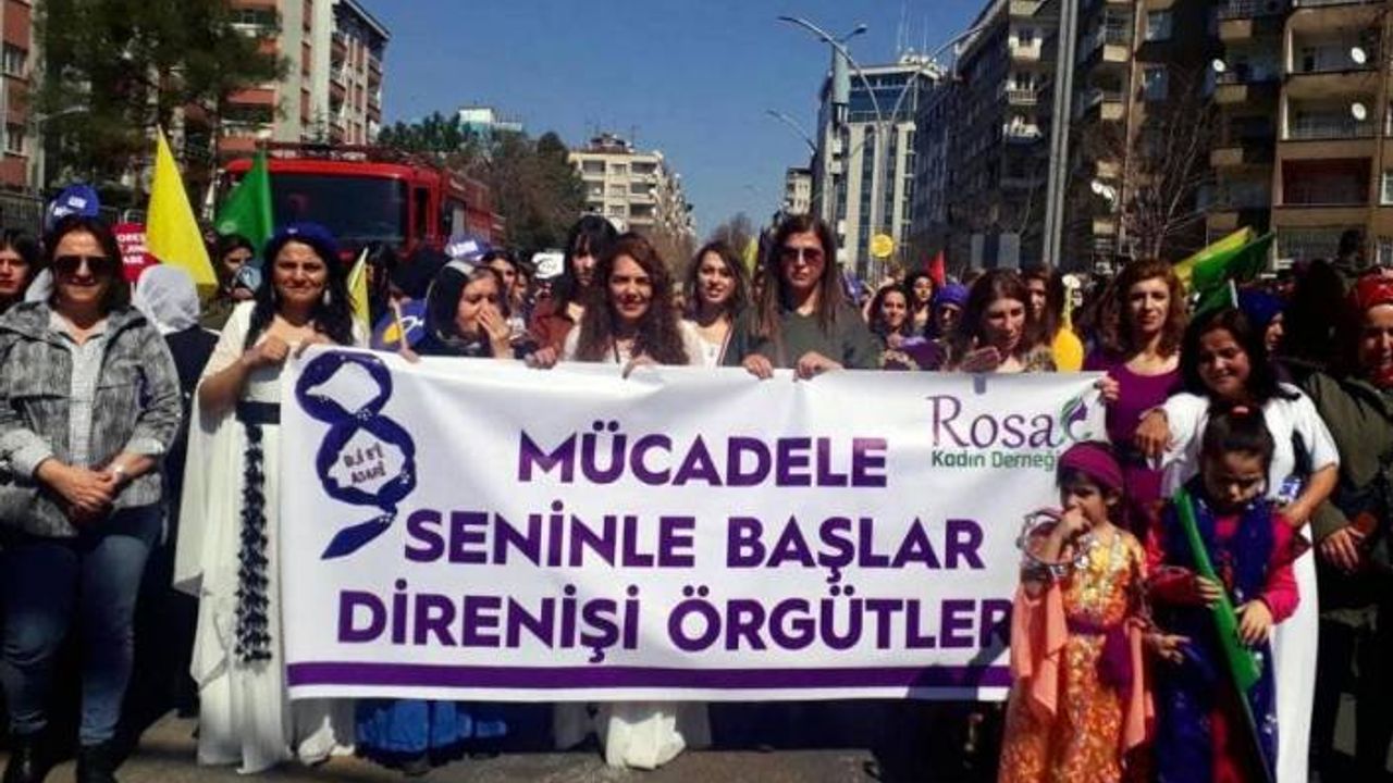 Rosa Kadın Derneği soruşturmasında 12 kadının tutukluluğuna itiraz edildi