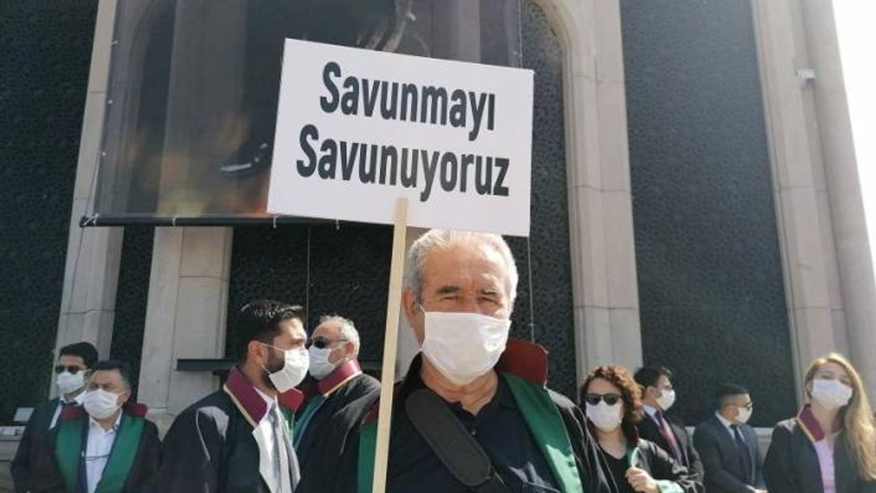CHP’li Özel: AKP’nin barolara yönelik önerileri birbirinden tehlikeli