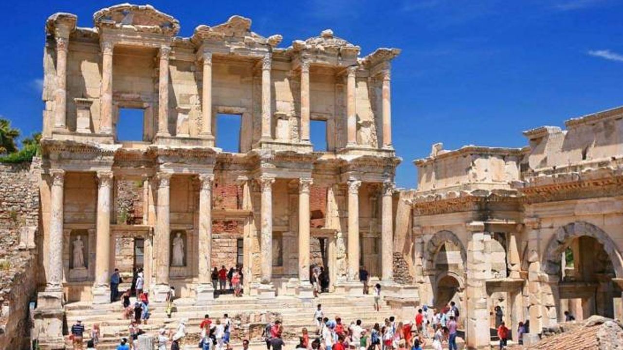 Efes Antik Kenti'ne Covid-19 nedeniyle ‘650 ziyaretçi’ kotası