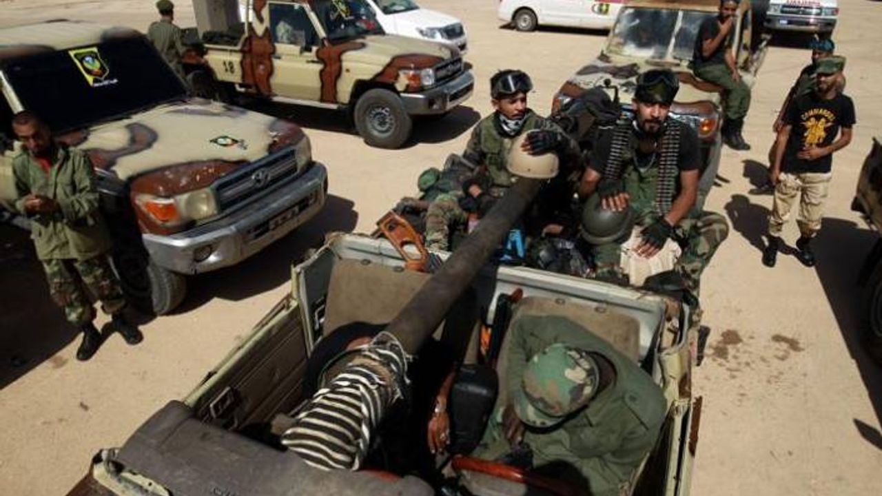 Libya'yı askeri müdahale ile tehdit eden Mısır'a BAE ve Suudi Arabistan'dan destek