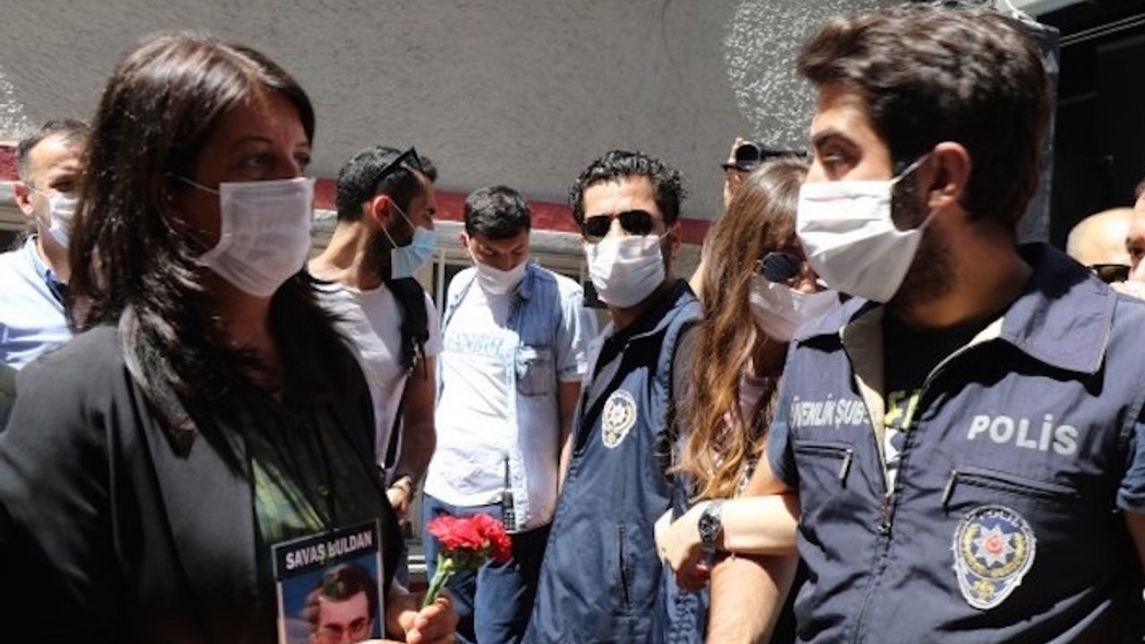 HDP: Cumartesi Anneleri'nin sesini kısamayacaksınız
