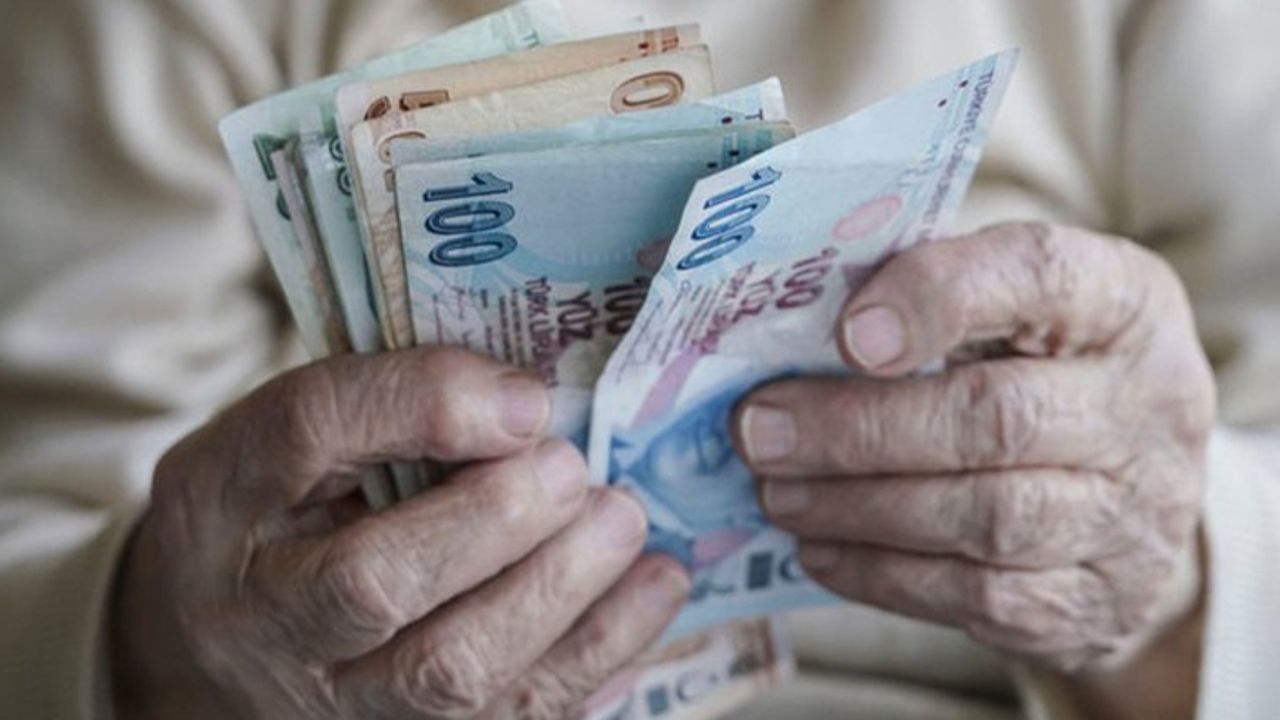Memur ve emekli maaş zam oranları belli oldu