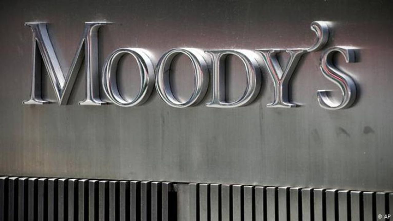 Moody’s: Koronavirüs Türkiye’de fonlama ihtiyacını ve borçları artıracak