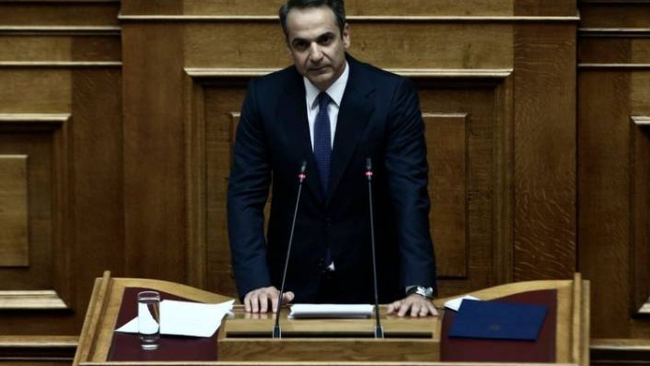Yunanistan İyon Denizi'nde karasularını 12 mile çıkarıyor