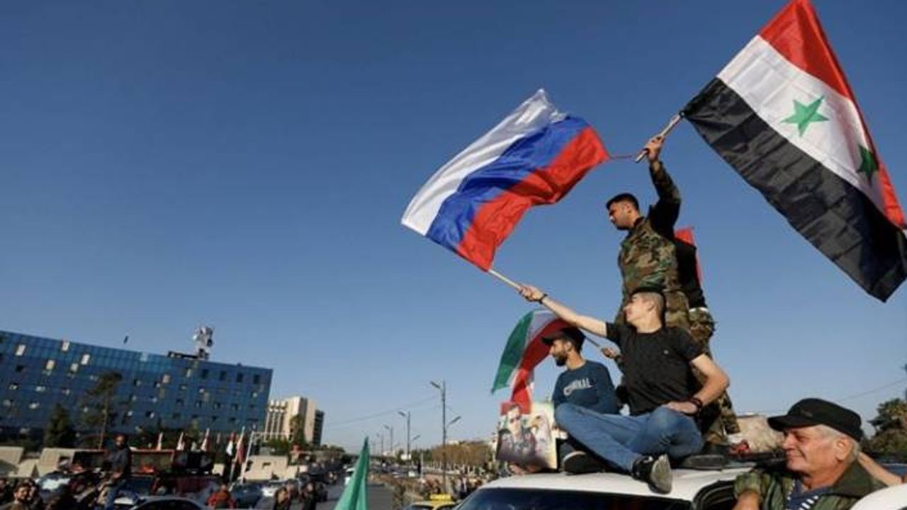 "Rus heyet Suriyeli yetkililerle görüşmeler için Şam'da"